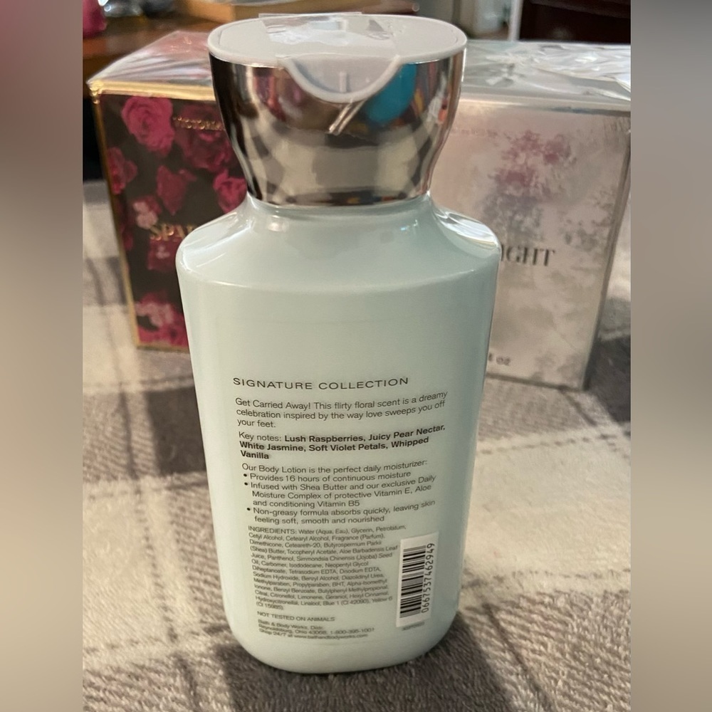 BATH AND BODY WORKS -CARRIED AWAY🤩🌸 discontinued!! NWT - Picture 2 of 2